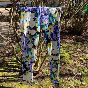 Aerie Printed Medium Leggings (Never Been Worn)